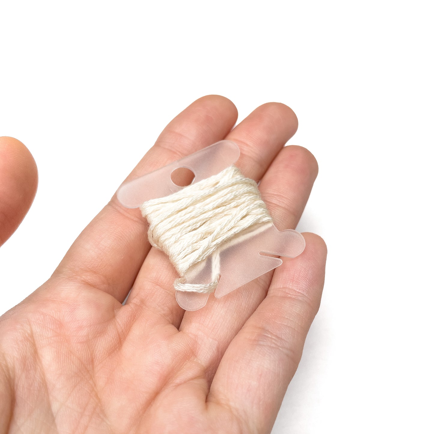 2 / 10pcs Plastic Bobbin for Embroidery Thread Floss