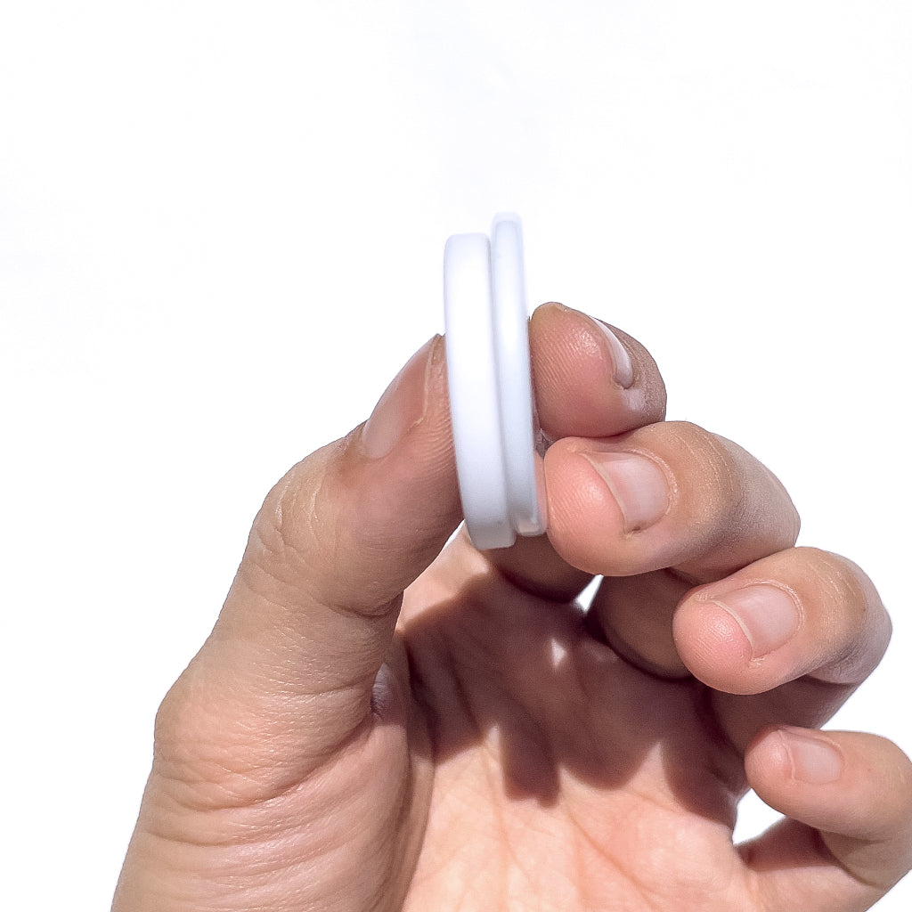 4-Hole Round White Plastic Buttons 8mm / 11mm / 15mm / 18mm / 20mm / 25mm / 30mm