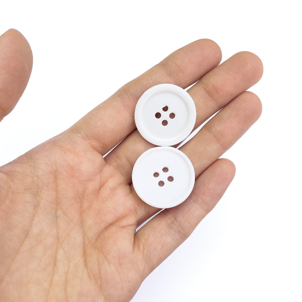 4-Hole Round White Plastic Buttons 8mm / 11mm / 15mm / 18mm / 20mm / 25mm / 30mm