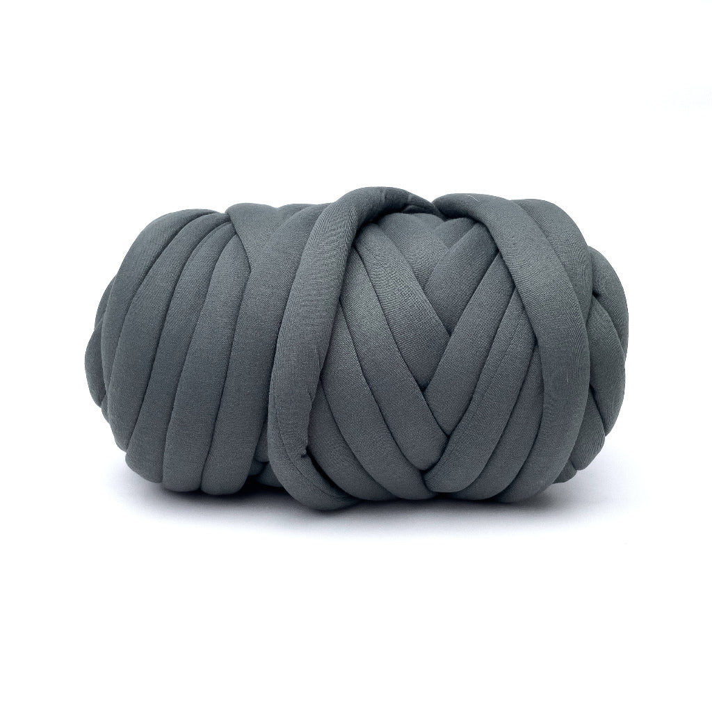 Thick Chunky Tube Yarn for Arm Knitting or Hand Knitting (500g)