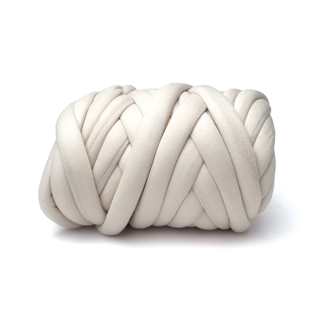 Thick Chunky Tube Yarn for Arm Knitting or Hand Knitting (500g)