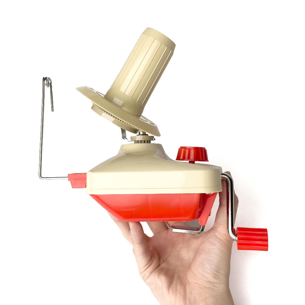 Small Plastic Yarn Winder Manual Hand Winding Tool Hand Operated Red / Khaki