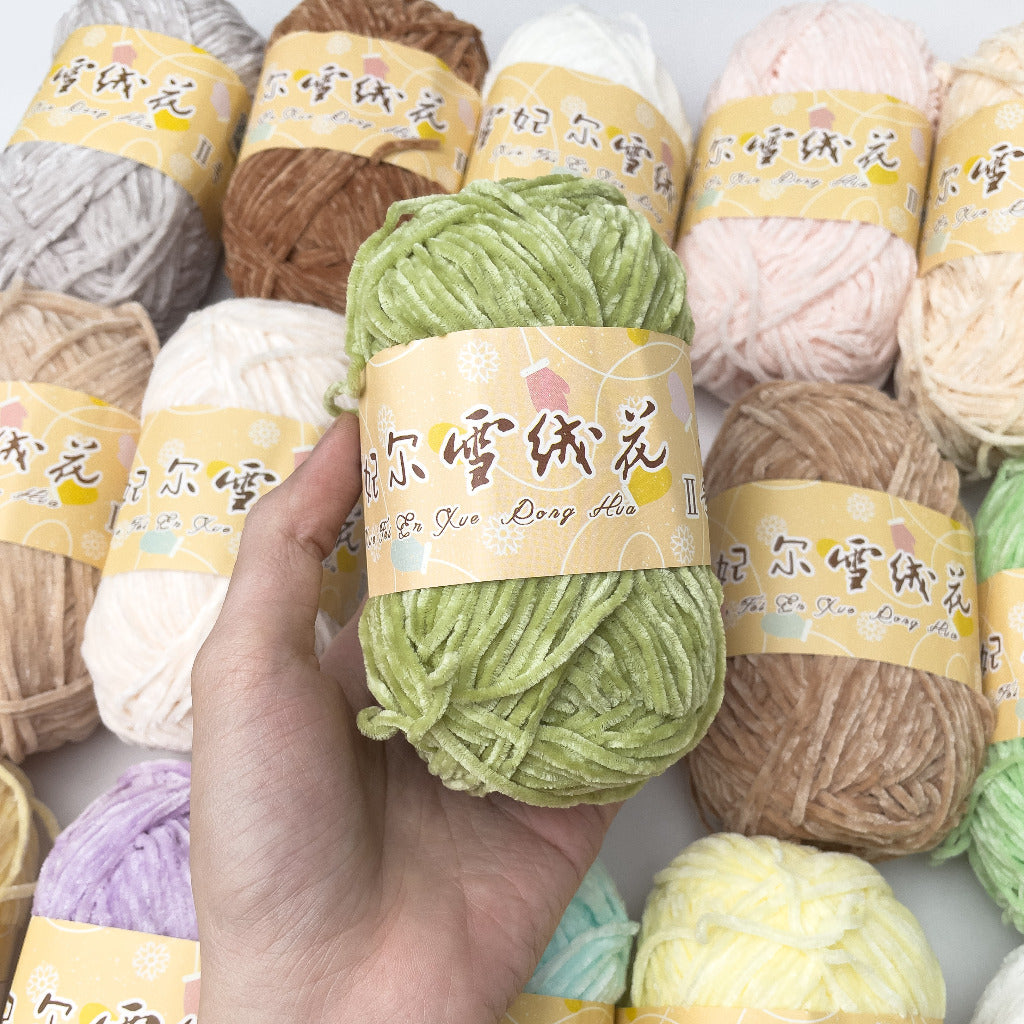 2mm Thin Velvet Chenille Edelweiss No. 2 Yarn 40g (Snow Princess Brand) XRH2
