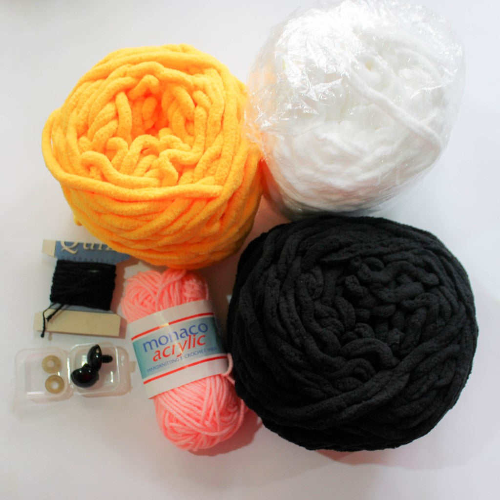 DIY Amigurumi / Crochet Classic Tiktok Bumblebee Yarn Set