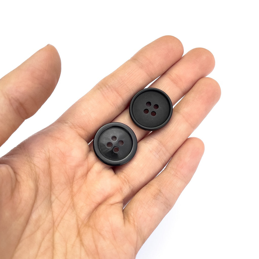 4-Hole Round Black Plastic Buttons 8mm / 11mm / 15mm / 18mm / 19mm / 20mm / 25mm / 28mm / 30mm