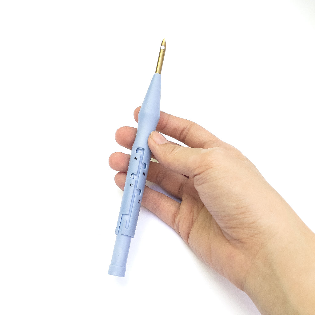 Adjustable Punch Needle Needles Plastic Embroidery Pen Blue Color with Threader (1pc)