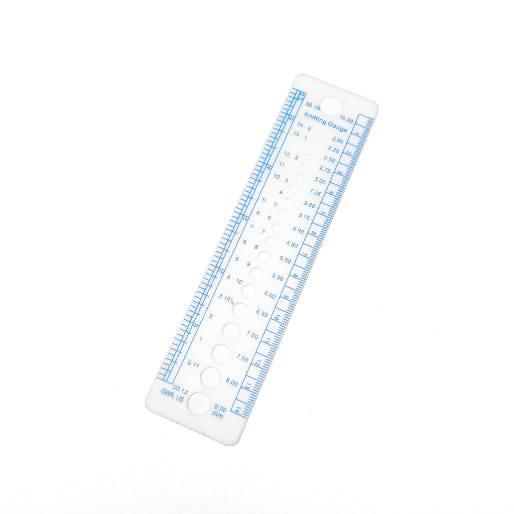 Knitting Gauge Ruler for Knitting Needles / Plastic Measuring Ruler (1 piece)