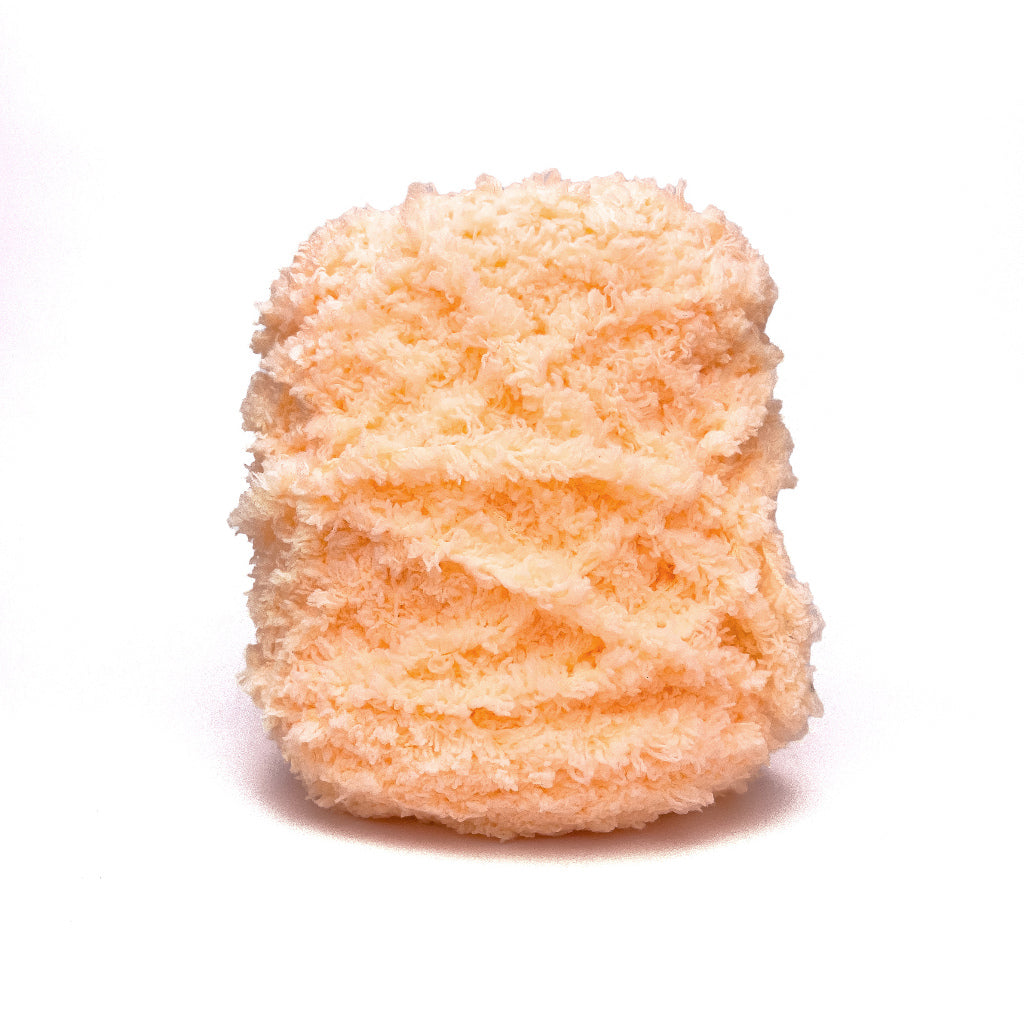 Coral Fleece Fluffy Yarn Polyester Super Bulky Yarn (approx. 100g)