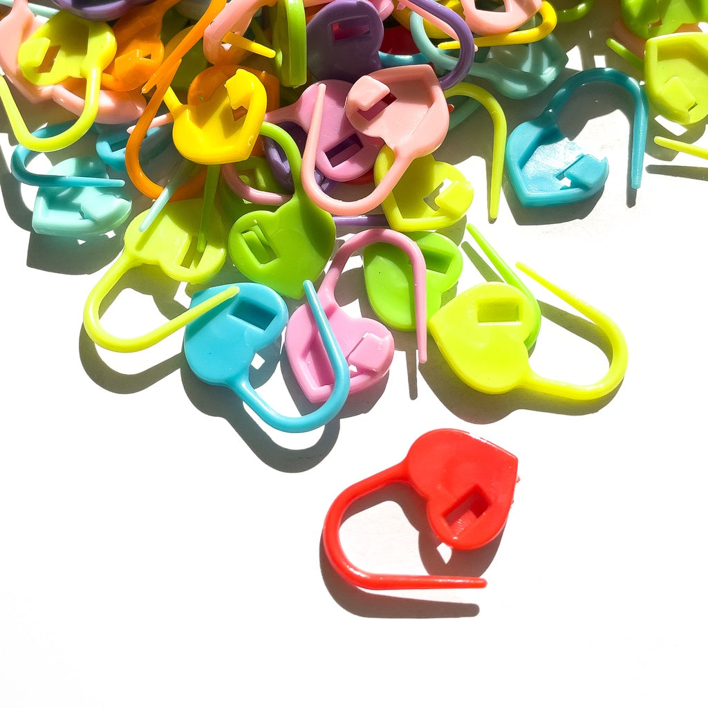 Heart Shaped Plastic Stitch Markers (15pcs)